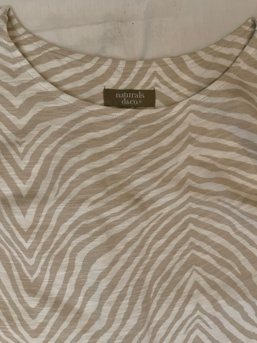 Naturals d&co Beige and White Zebra Print linen dress(NWOT)